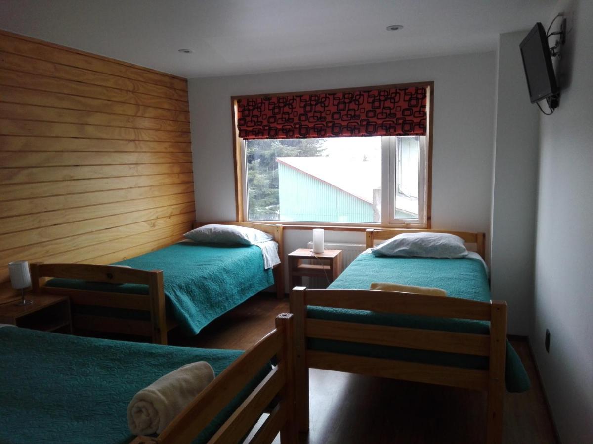 Almer Hostal Punta Arenas Ngoại thất bức ảnh